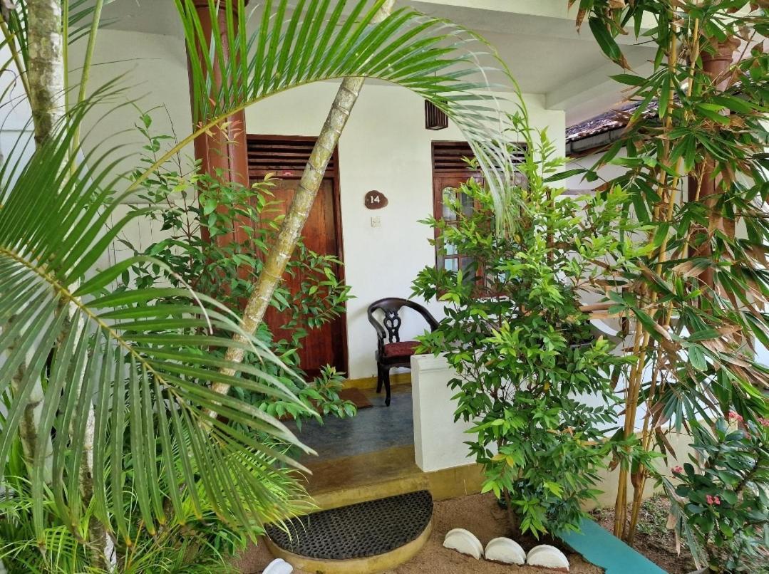 Panorama Beach Hotel Tangalle Eksteriør billede