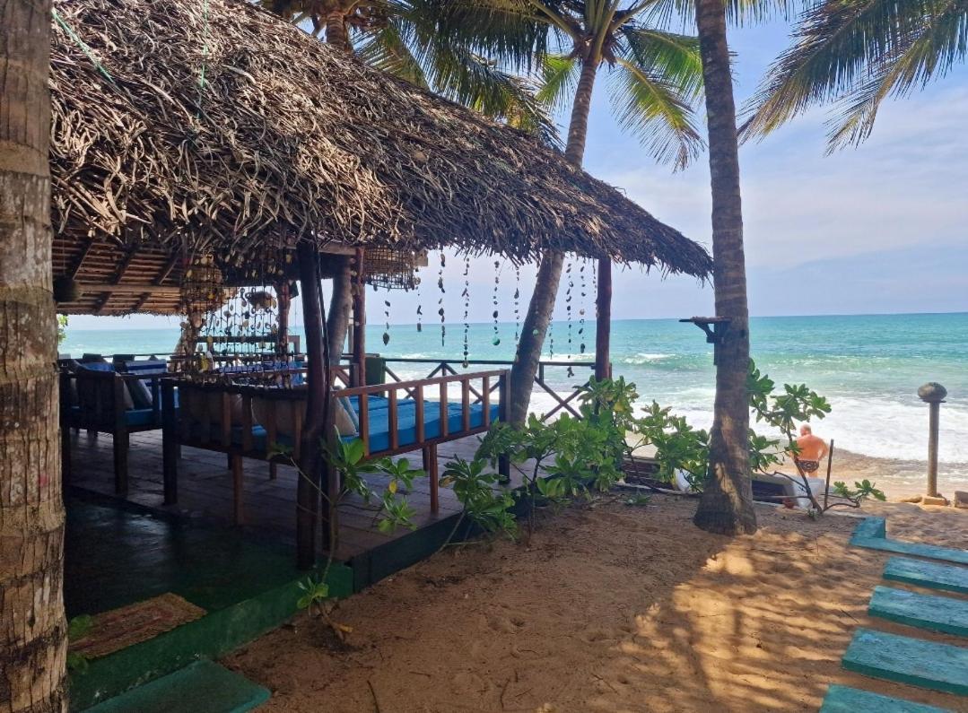 Panorama Beach Hotel Tangalle Eksteriør billede