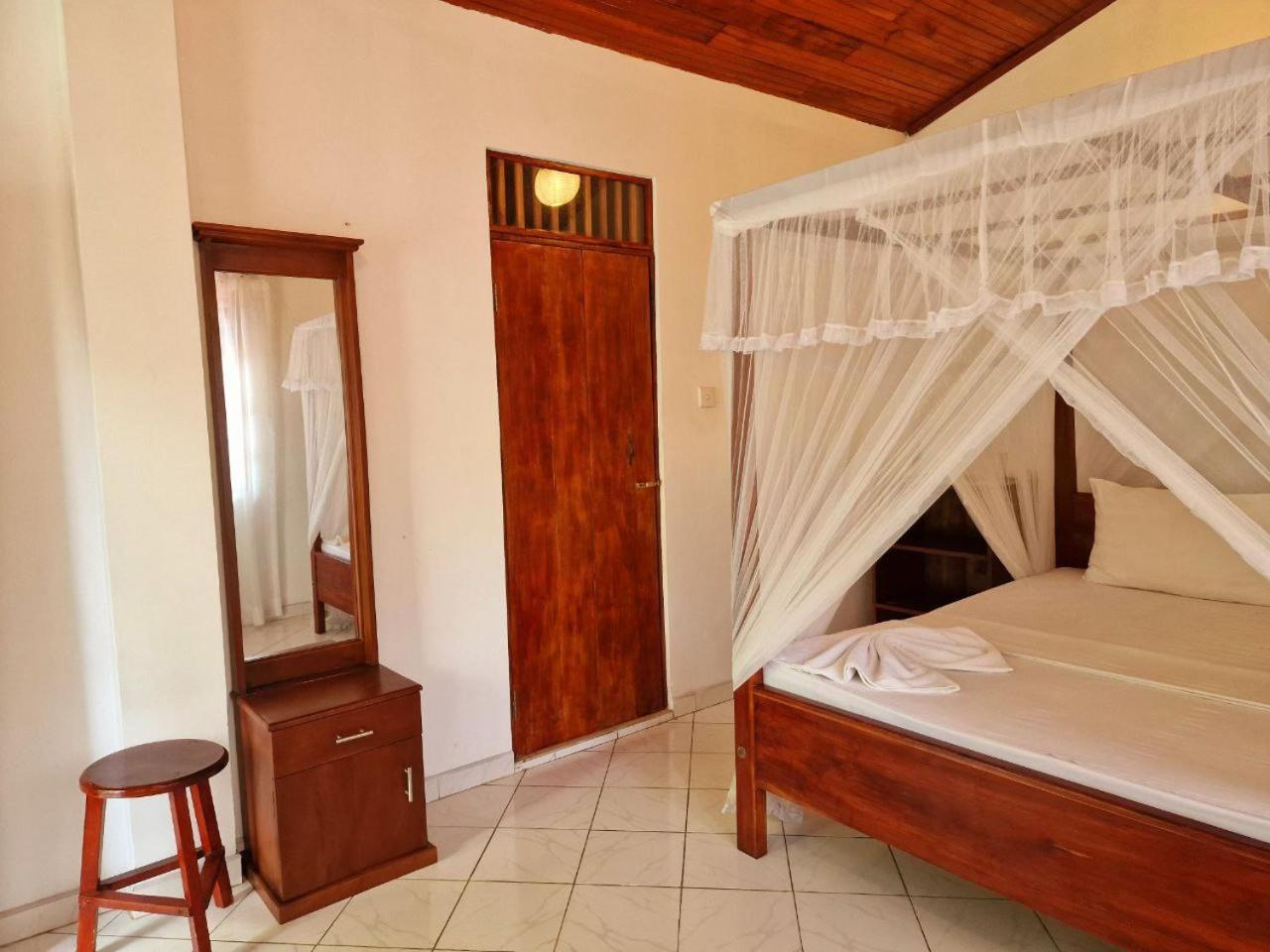 Panorama Beach Hotel Tangalle Eksteriør billede