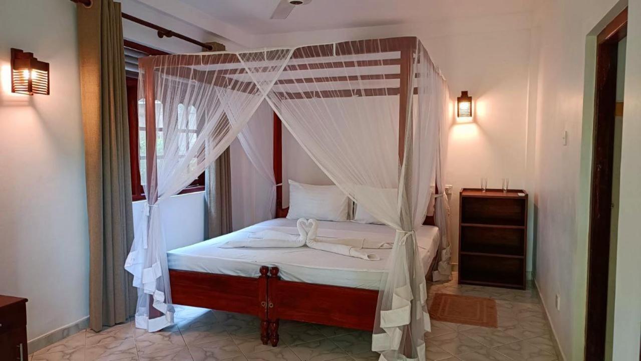 Panorama Beach Hotel Tangalle Eksteriør billede